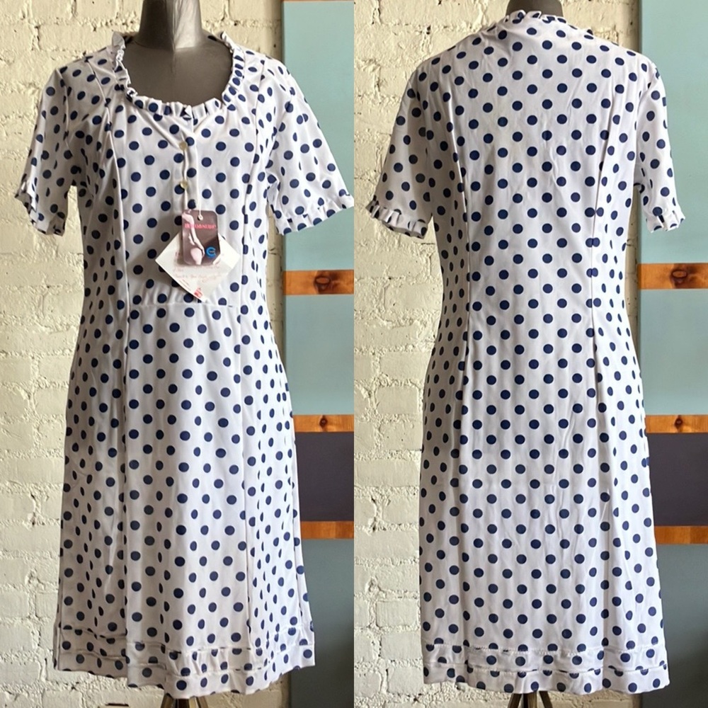 Vintage deadstock 60s 70s polka dot dress house dress size 36